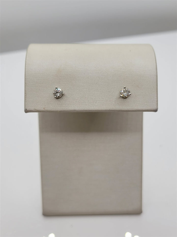 14K White Gold 0.30 Twt Round Cut Diamond Stud Earrings