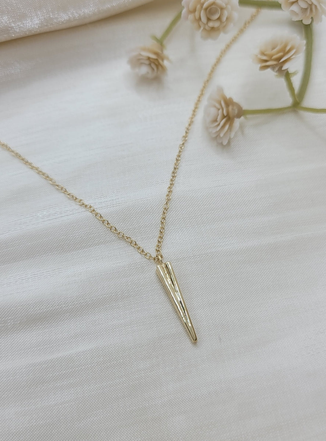 17.5" 14K Yellow Gold Spike Pendant Necklace