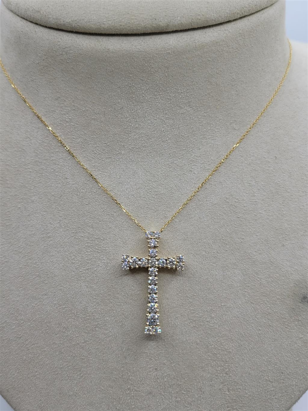 14K Yellow Gold 1.00 Twt Round Cut Diamond Cross Necklace