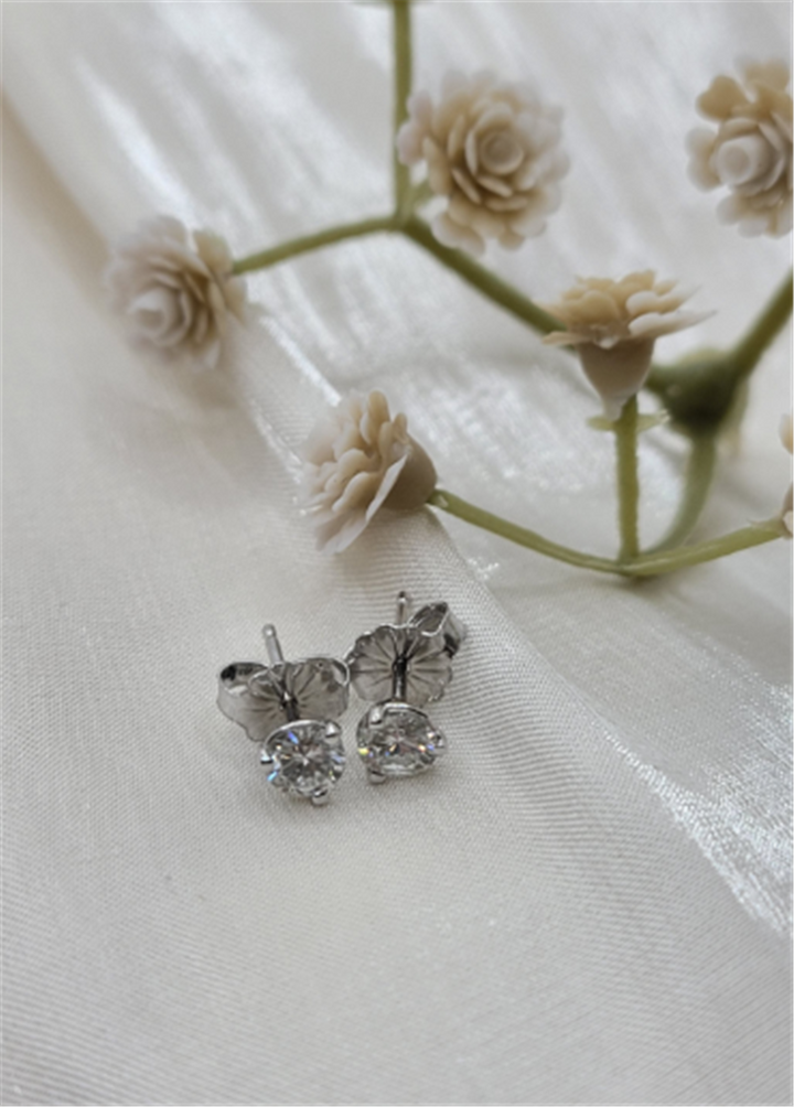 14K White Gold 3-Prong Martini .42 Twt Diamond Stud Earrings