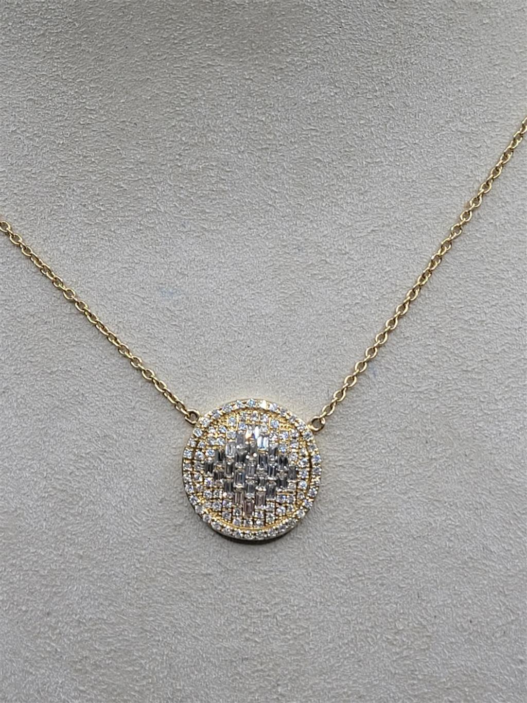 14K Yellow Gold 0.70 ctw Multi Shape's cut Diamond Necklace