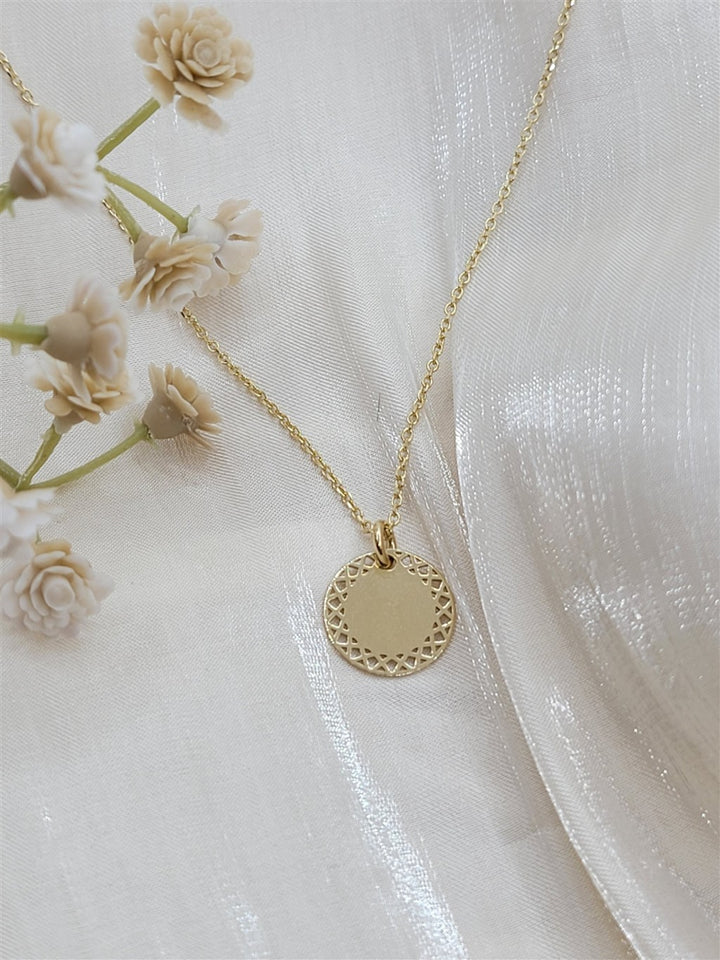 20" Adj 14K Yellow Gold Engravable Circle Pendant Necklace