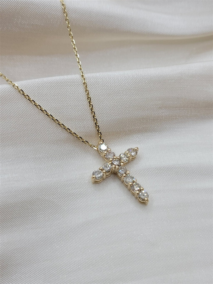 18" 14K Yellow Gold .95 Twt Cross Pendant Necklace