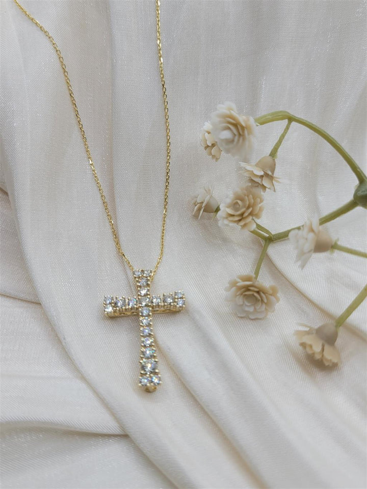 14K Yellow Gold 1.00 Twt Round Cut Diamond Cross Necklace