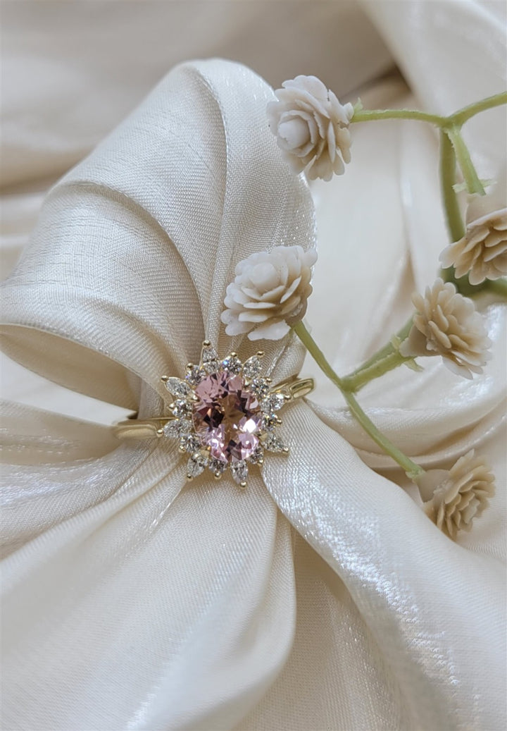 10K Yellow Gold Pink Morganite & Diamond Halo Fashion Ring