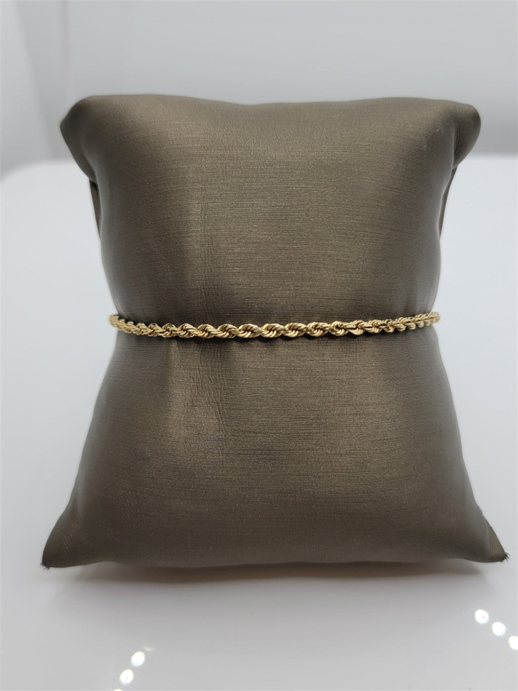 7" 14K Yellow Gold 2.4mm Diamond Cut Rope Bracelet