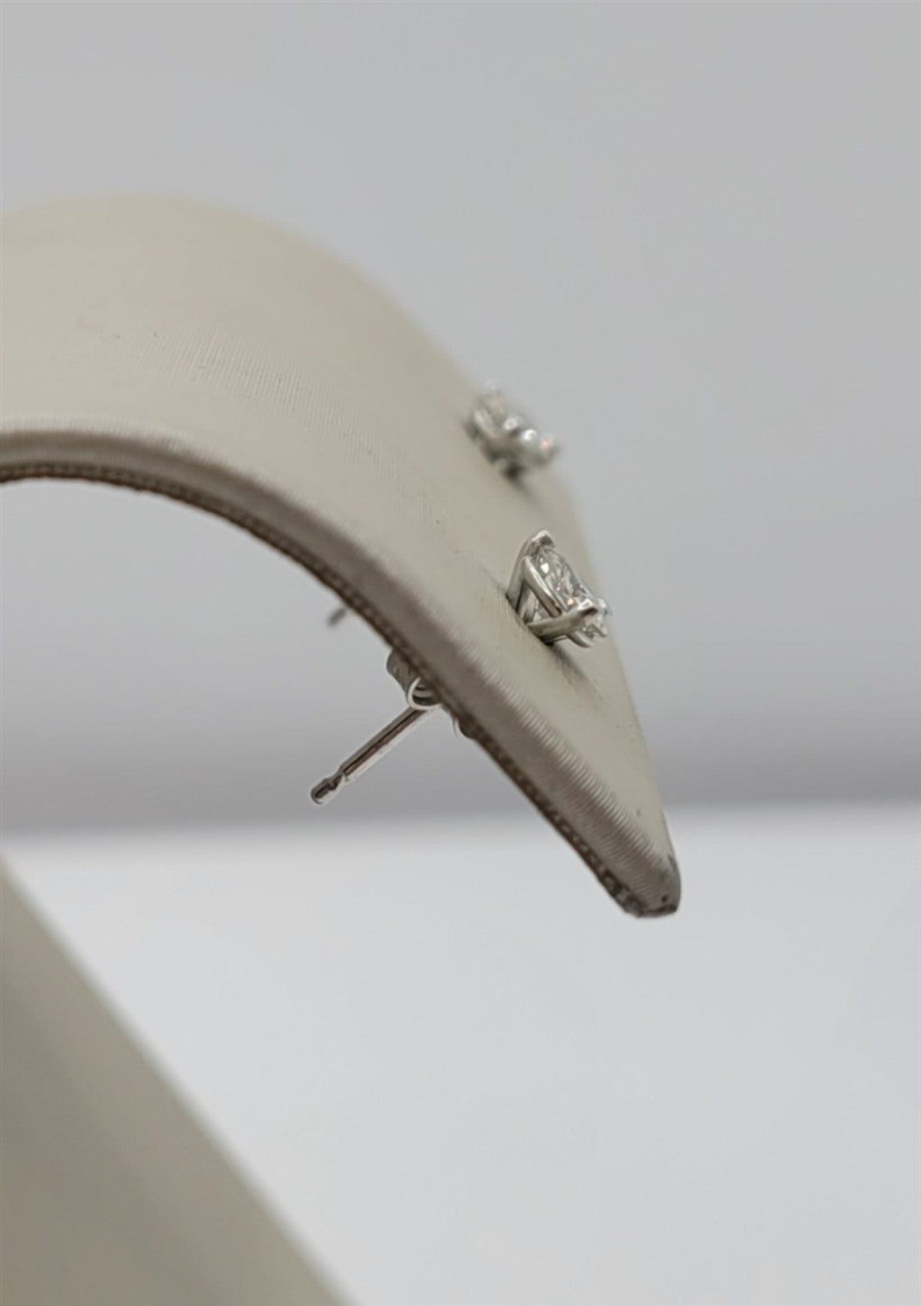 14K White Gold 3-Prong Martini .42 Twt Diamond Stud Earrings