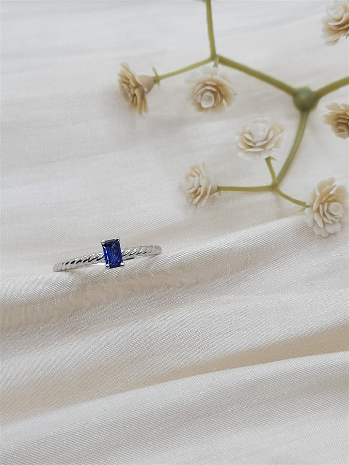 10K White Gold Twisted Sapphire  Gemstone Ring
