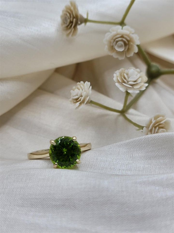 14K Yellow Gold Peridot & Diamond Fashion Ring