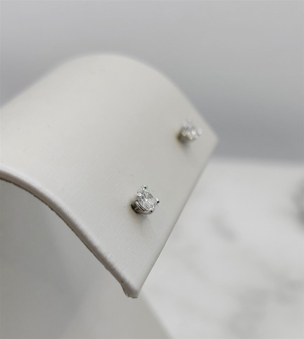 14K White Gold 0.45 ctw Round cut Diamond Stud Earrings
