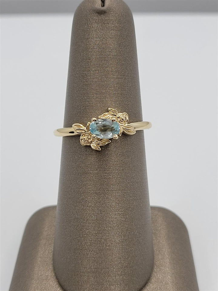 10K Yellow Gold Fashion Aquamarine Gemstone Ring