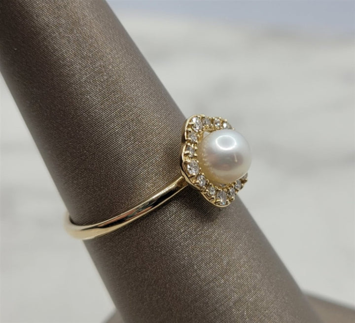 14K Yellow Gold Pearl & Diamond Halo Ring