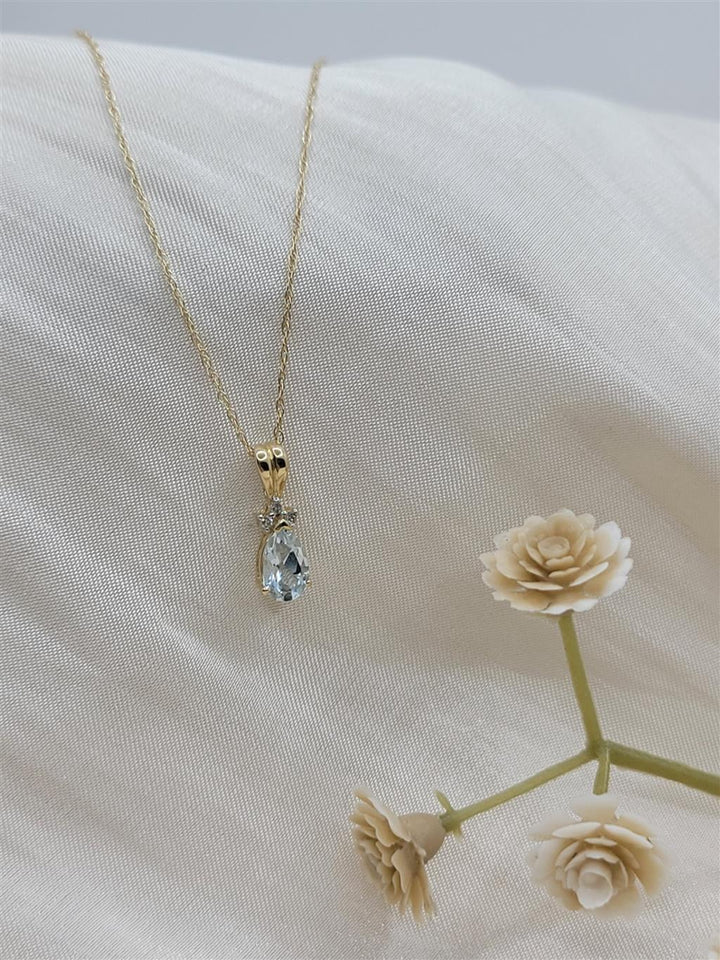 14K Yellow Gold Aquamarine & Diamond Fashion Necklace