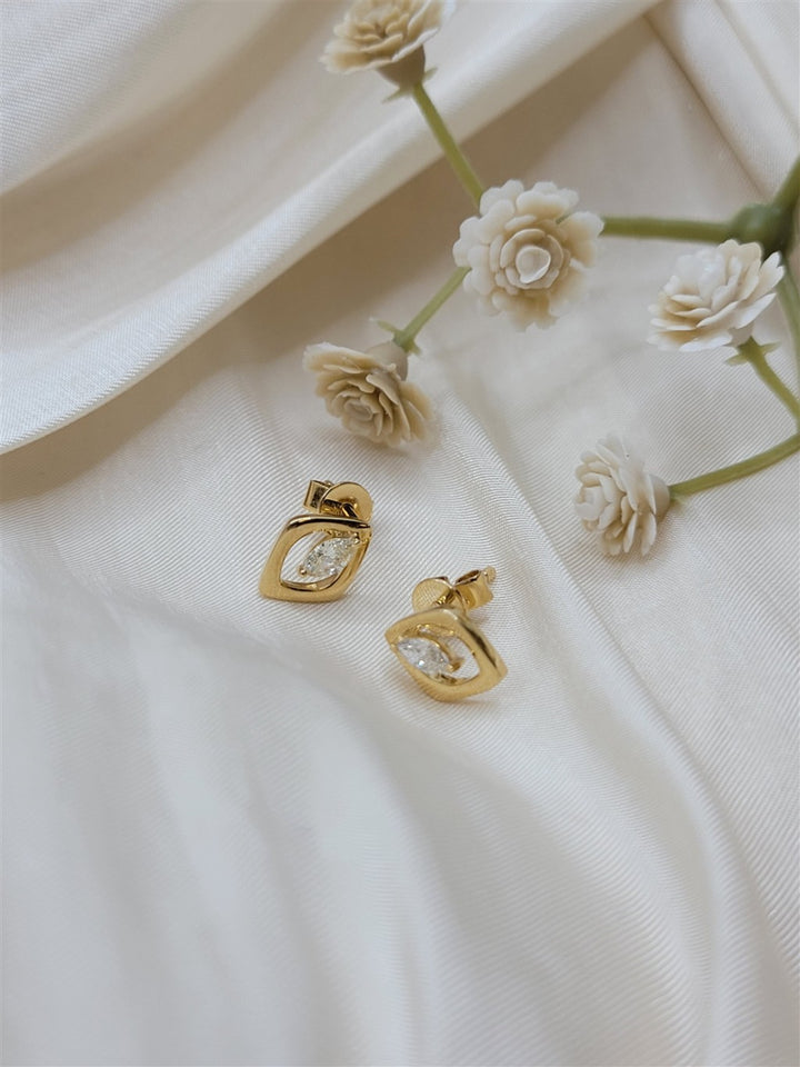 14K Yellow Gold Marquise Diamond Geometric Fashion Earrings