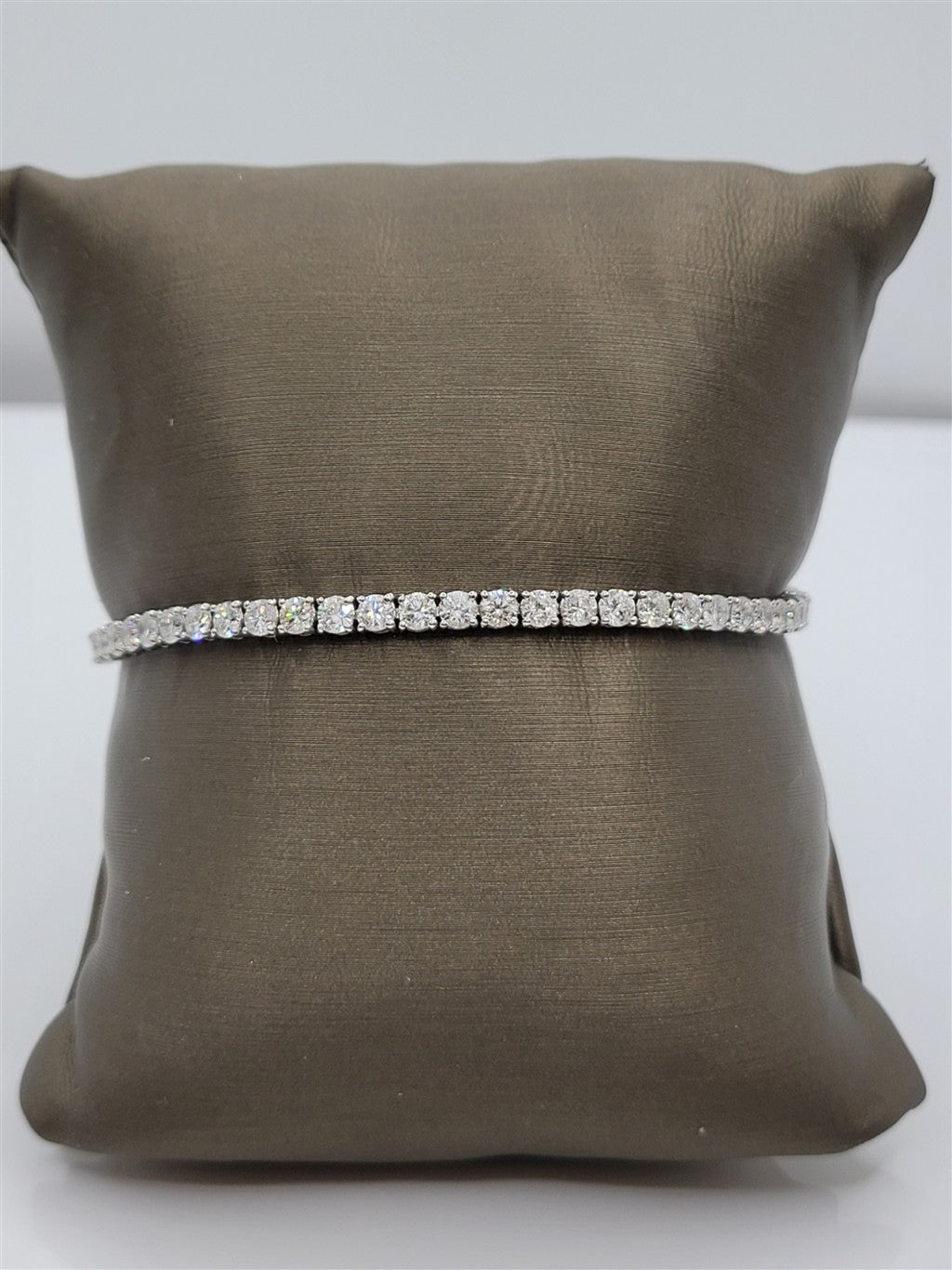 7" 14K White Gold Natural Diamond Tennis Bracelet