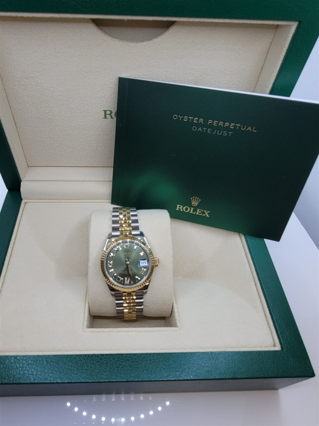 Certified Pre-Owned Rolex 31mm DateJust
