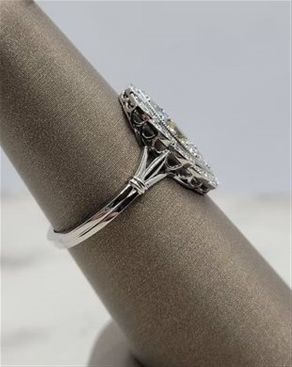 14K White Gold Antique Golden Sapphire & Diamonds Gemstone Ring