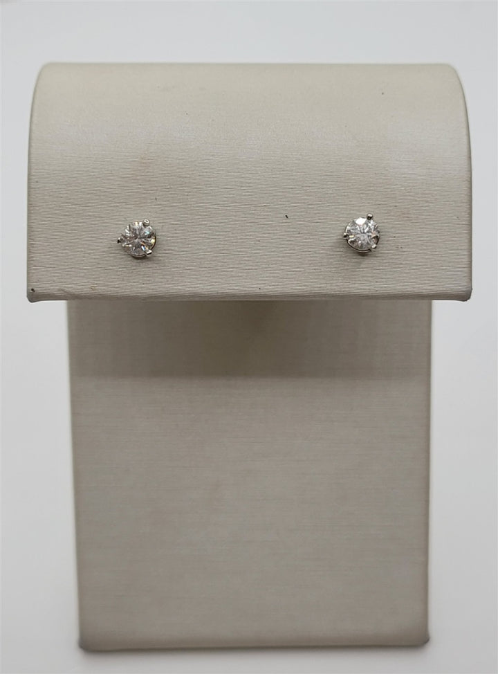 14K White Gold 0.40 Twt Round Cut Diamond Stud Earrings
