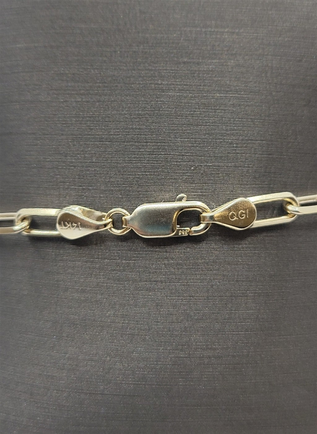7.25" 14K Yellow Gold Bezel Set Diamond Paper Clip Chain Bracelet