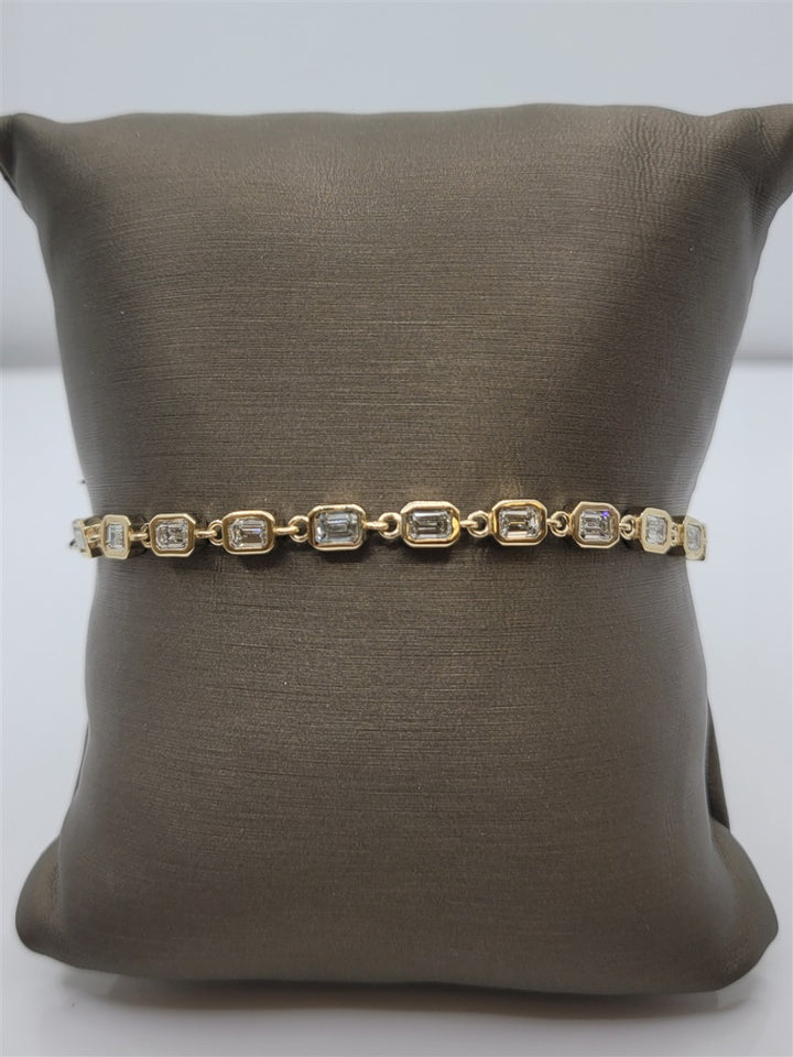 7.25" 14K Yellow Gold Bezel Set Diamond Paper Clip Chain Bracelet