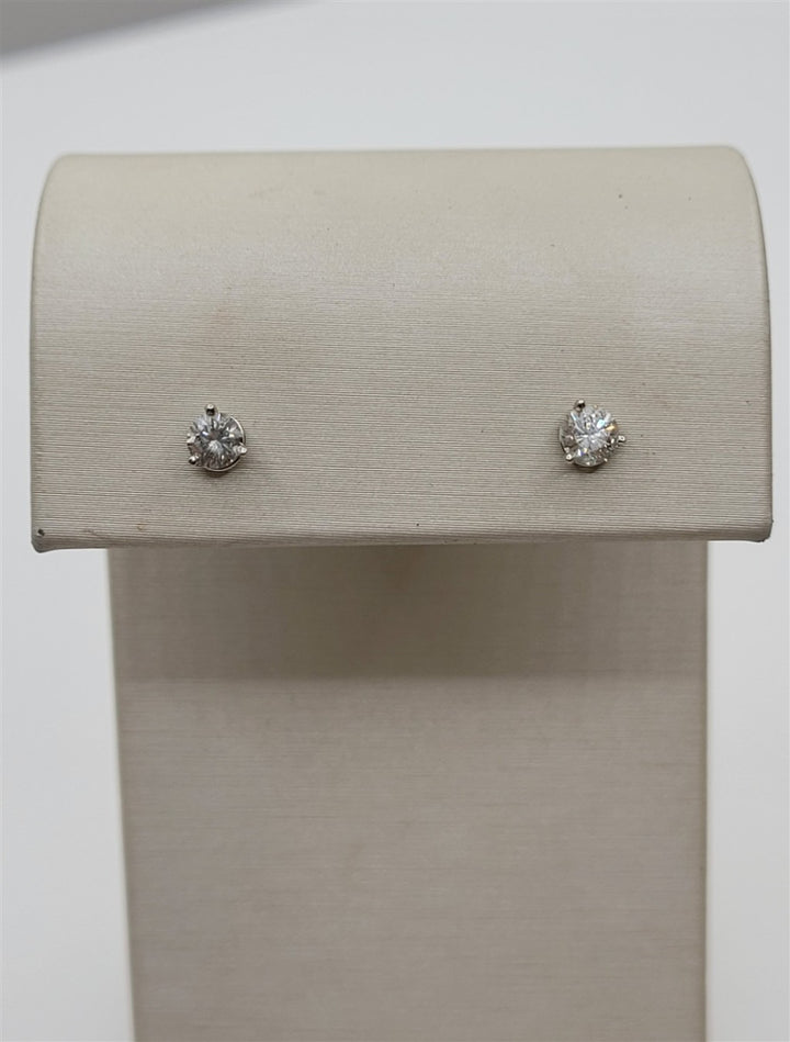 14K White Gold 0.47 Twt Round Cut Diamond Stud Earrings