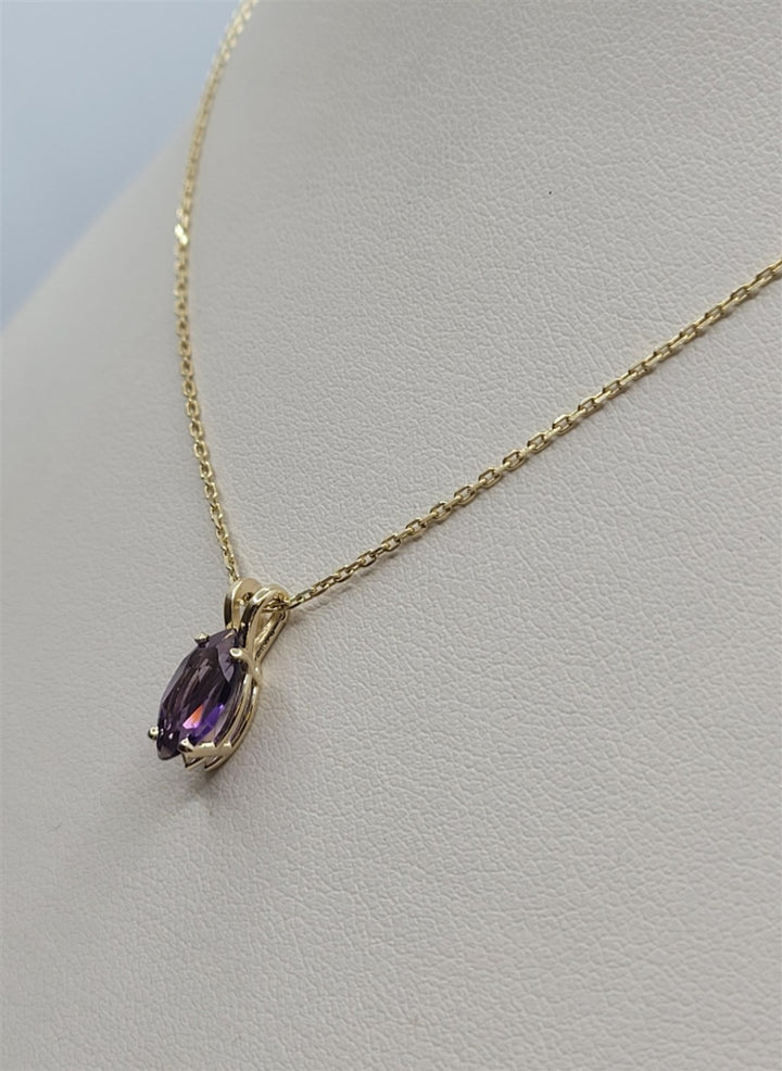 14K Yellow Gold Amethyst Solitaire Pendant