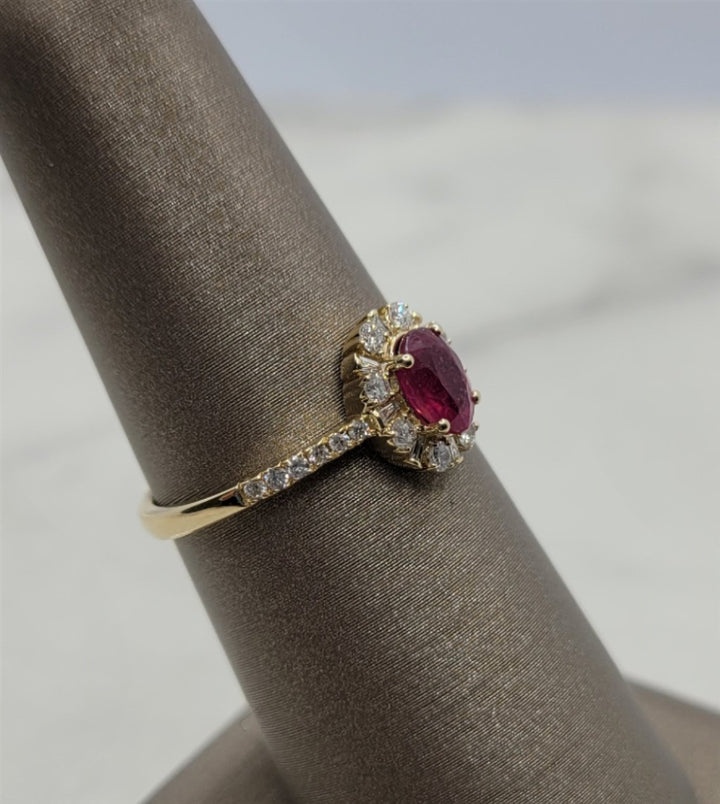 14K Yellow Gold Fashion Ruby & Diamonds Gemstone Ring