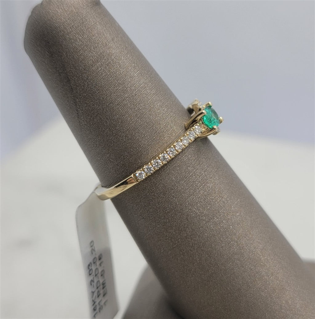 14K Yellow Gold Fashion Emerald Gemstone & Diamonds Ring