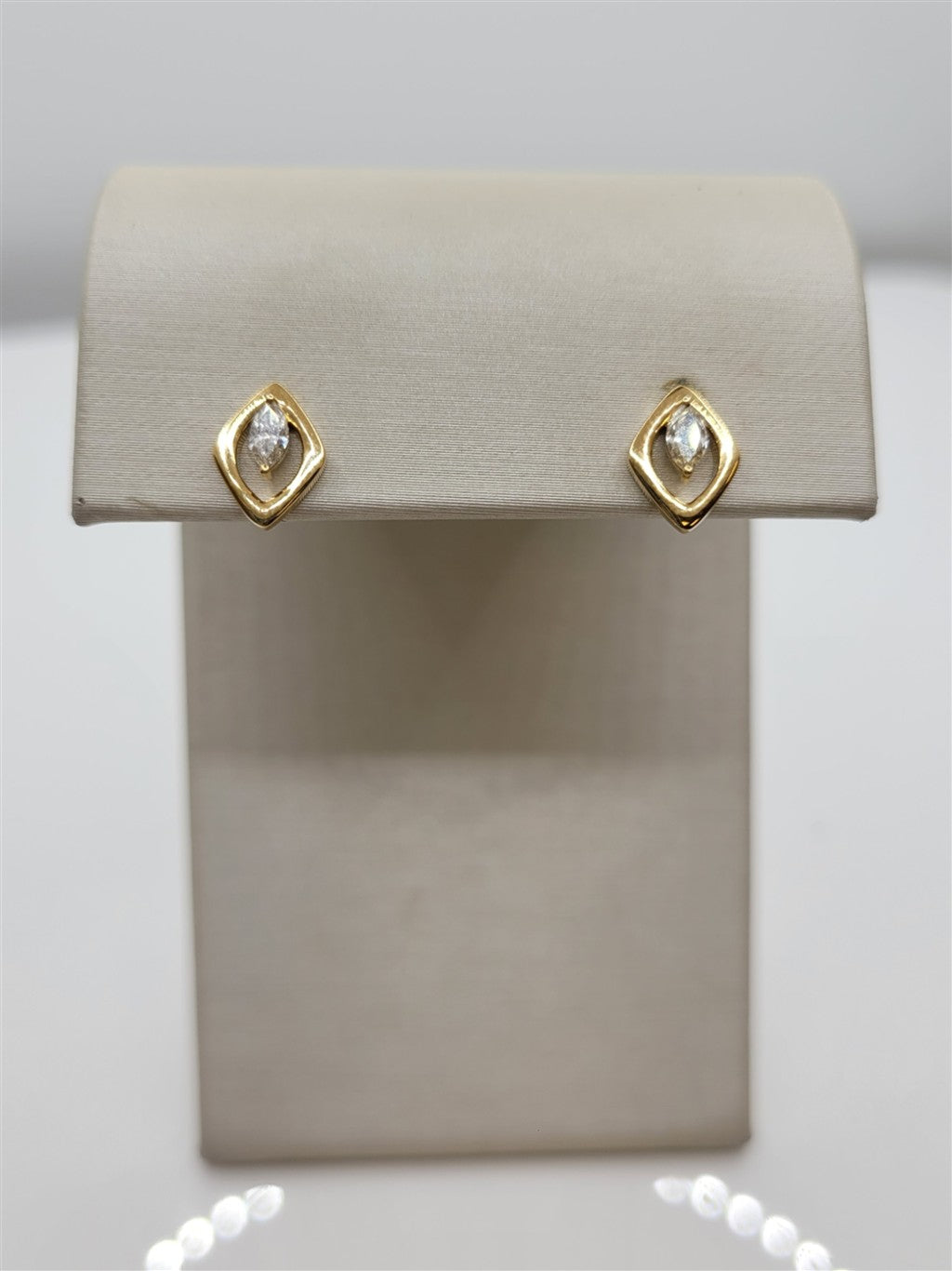 14K Yellow Gold Marquise Diamond Geometric Fashion Earrings