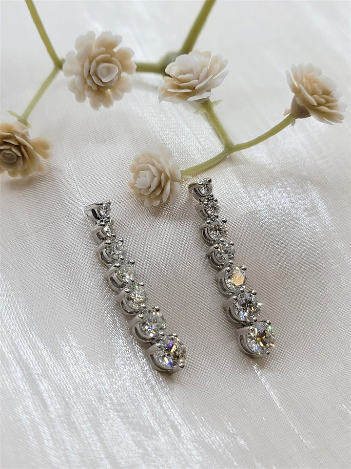 14K White Gold Graduated Diamond Dangle Earrings