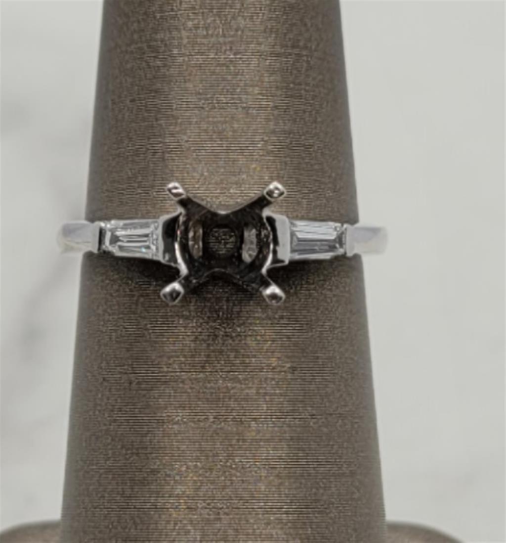 14K White Gold Modern Classic Diamond Mounting Ring