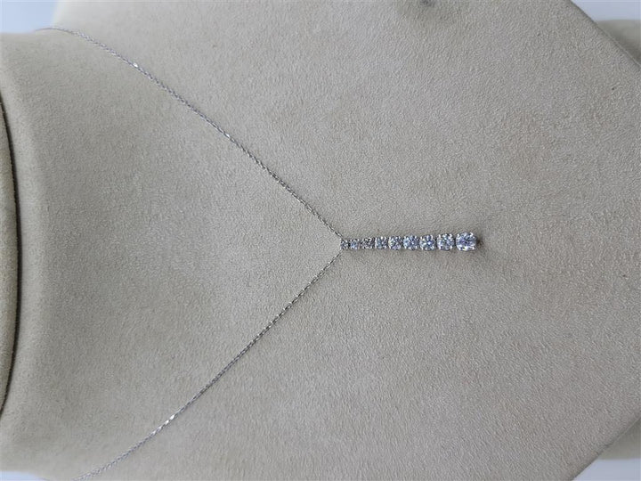 14K White Gold 0.50 Twt Round Cut Diamond Dangle Necklace