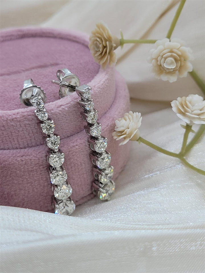 14K White Gold Graduated Diamond Dangle Earrings
