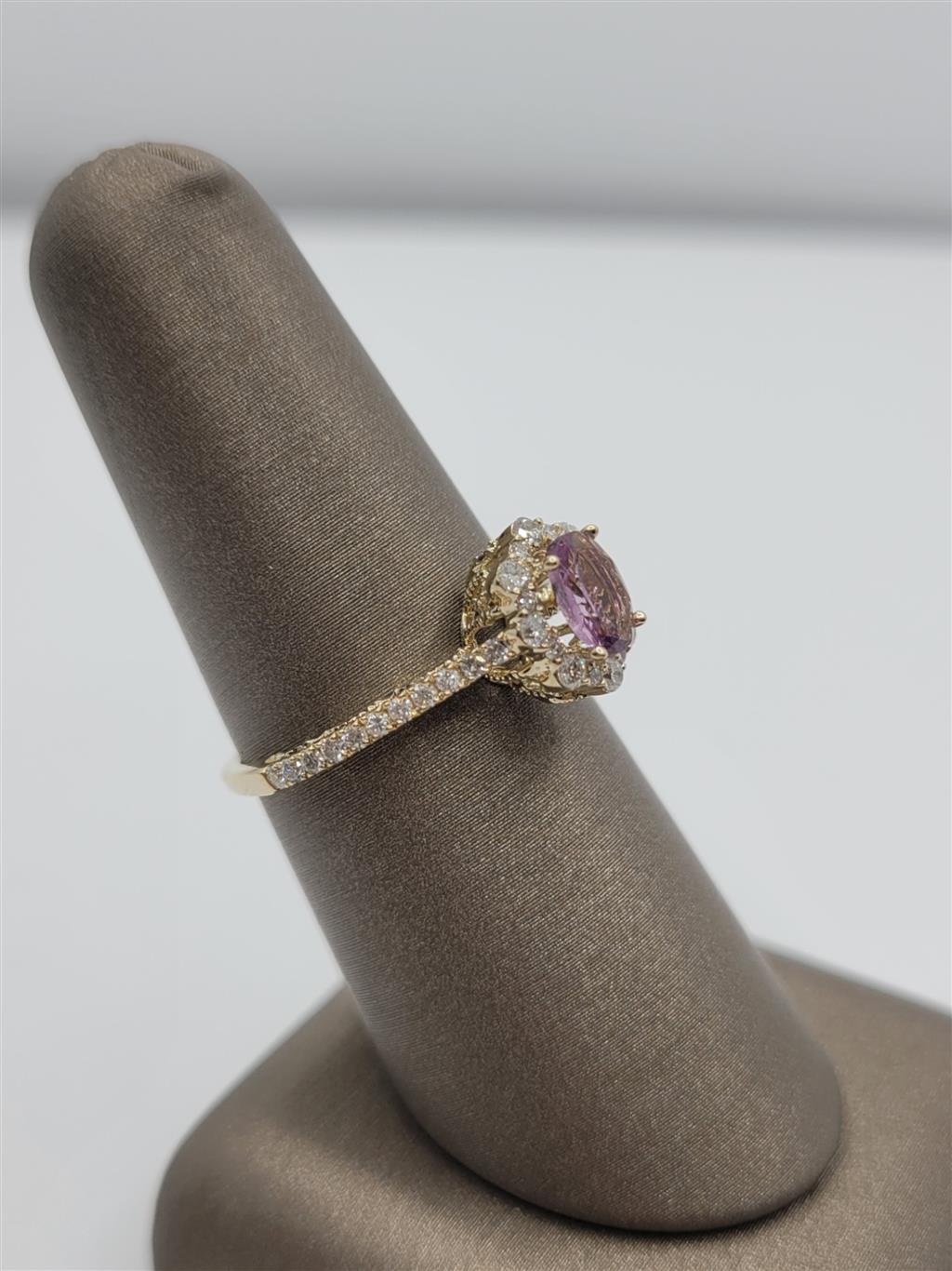 14K Yellow Gold Pink Tourmaline And Diamond Vintage Fashion Ring