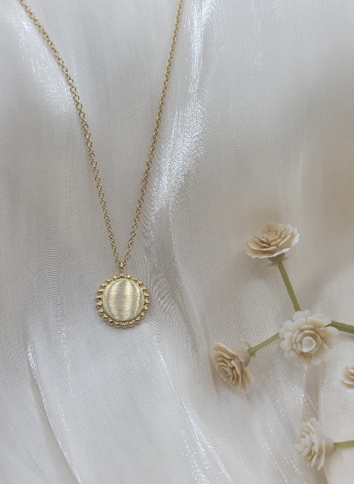 14K Yellow Gold Round Pendant Necklace With Bujukan Bead Frame