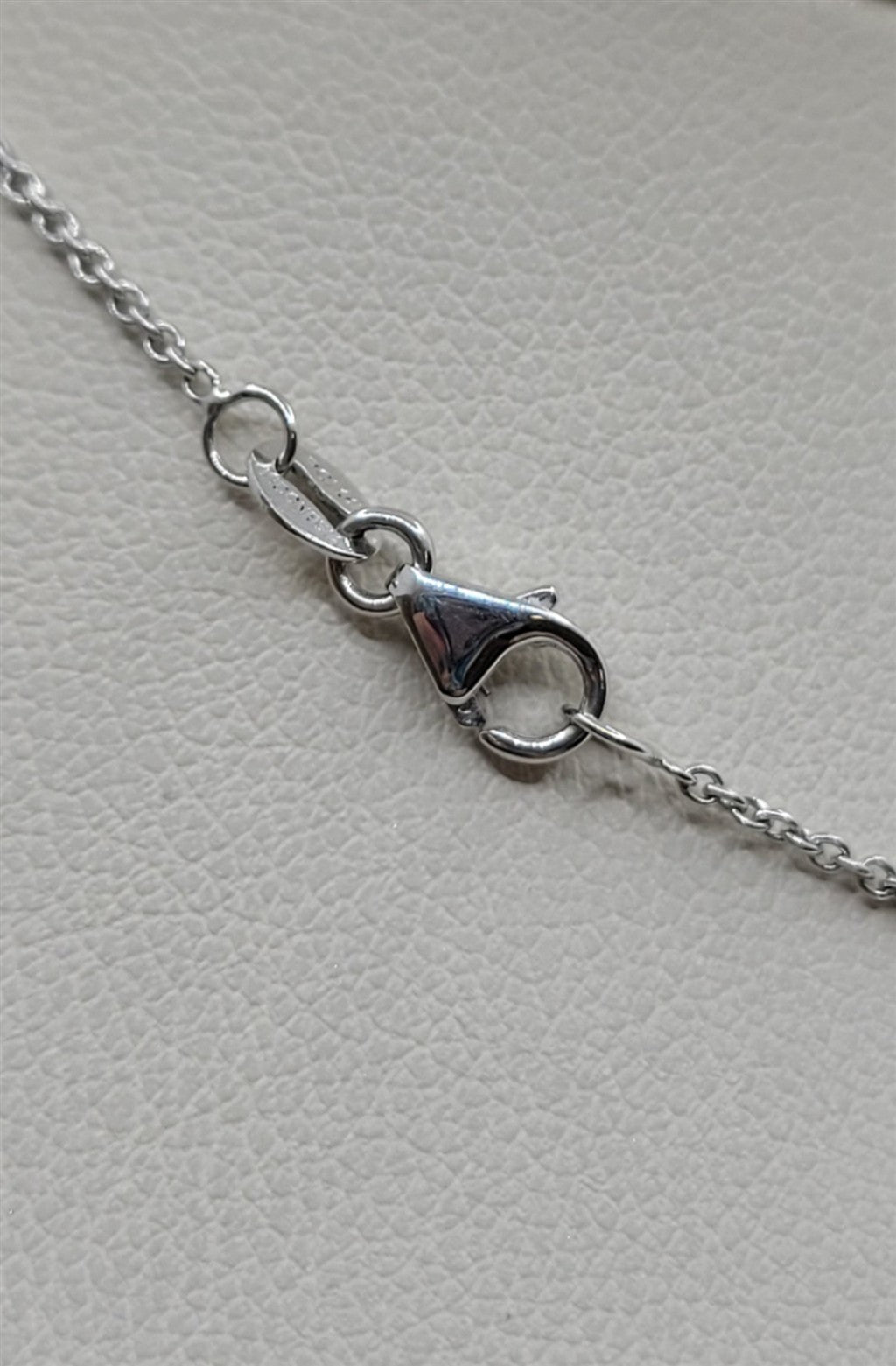 15.5" 14K White Gold 4-Stone Diamond Clover Pendant