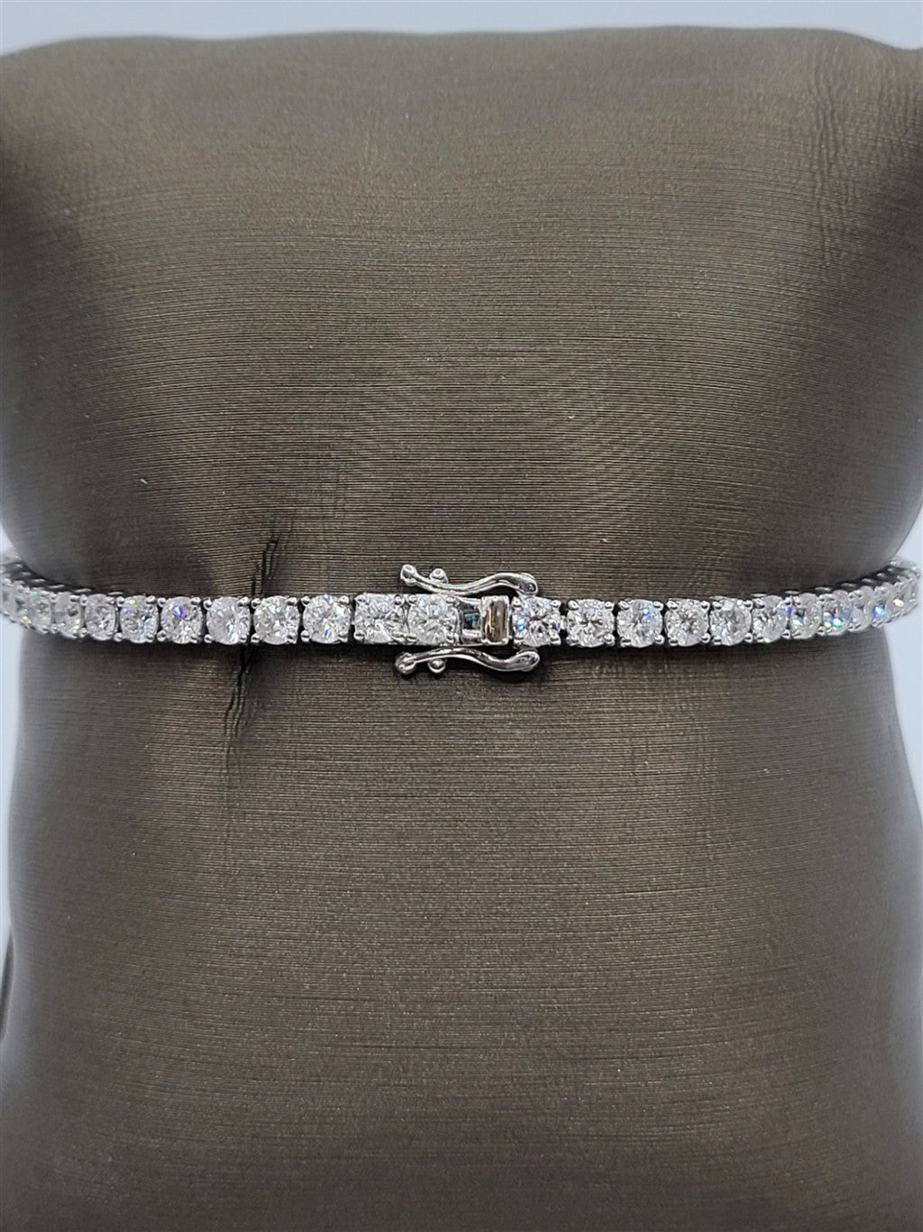 7" 14K White Gold Natural Diamond Tennis Bracelet