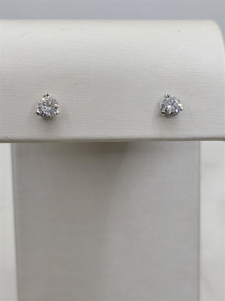 14K White Gold 0.66 Twt Round Diamond Stud Earrings