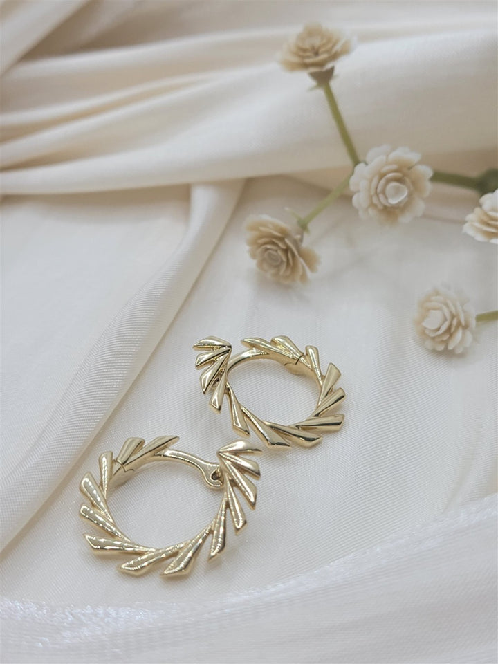 14K Yellow Gold Geometric Flare Bypass Hoop Earrings