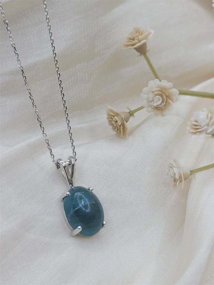 14K White Gold Apatite Gemstone Necklace