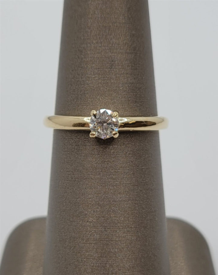 14K Yellow Gold Fashion Diamond Fashion Ring