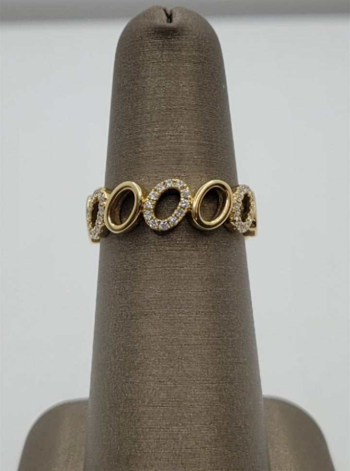 14K Yellow Gold Diamond Oval Fashion Ring