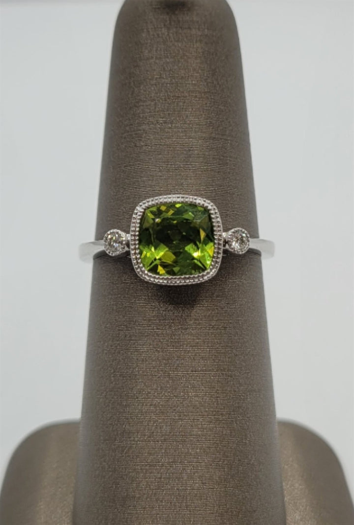 14K White Gold Milgrained Peridot And Diamond Fashion Ring
