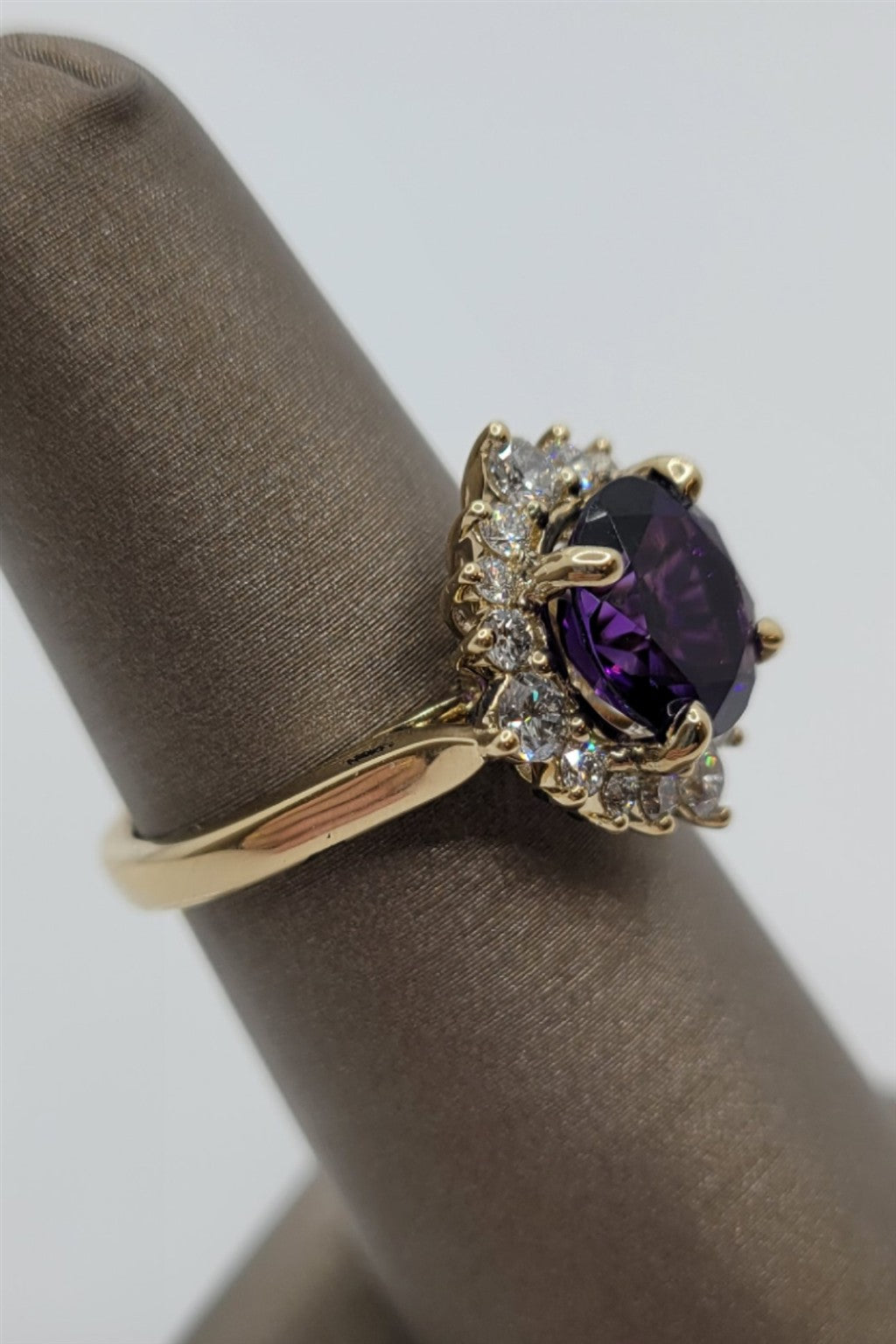 14K Yellow Gold Amethyst And Diamond Fashion Ring