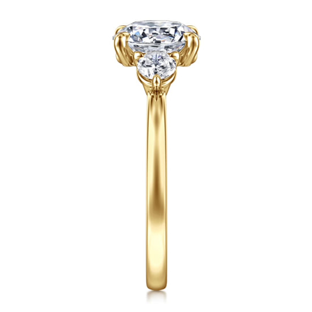 14K Yellow Gold Round Three Stone Diamond Engagement Ring Mounting