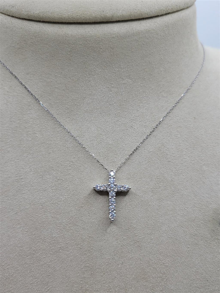 14K White Gold 0.50 Twt Round Cut Diamond Cross Necklace