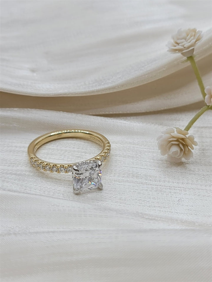 14K White-Yellow Gold Cushion Cut Diamond Engagement Ring Mounting