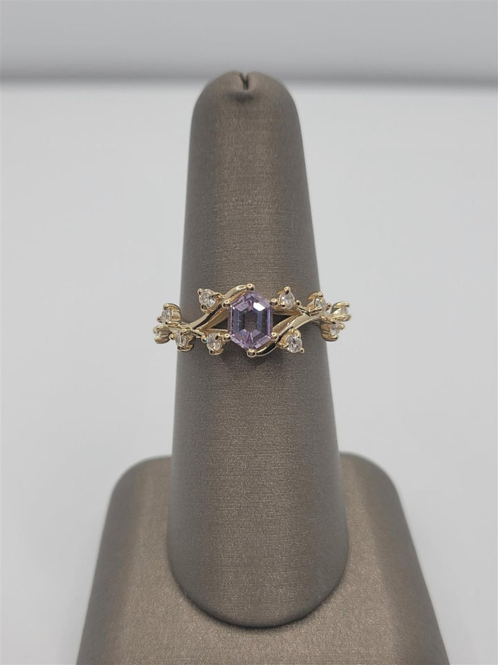 14K Yellow Gold Lavender Sapphire And Diamond "Floral" Fashion Ring