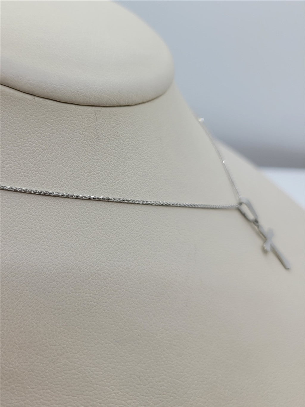 14K White Gold Diamond Cut Cross Pendant Necklace
