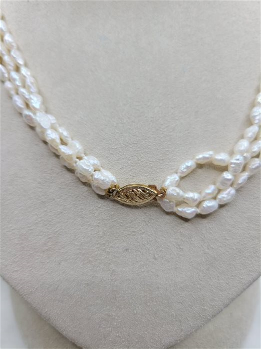 14K Yellow Gold Tripe Strand Pearl Necklace